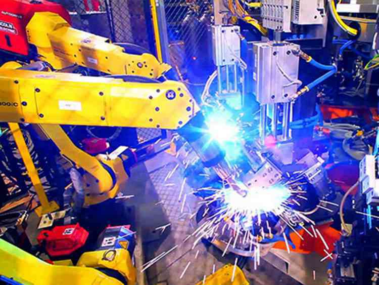 中小型钣金加工厂中引进焊接机器人的注意点-中山开云手机官方网站-开云(中国)